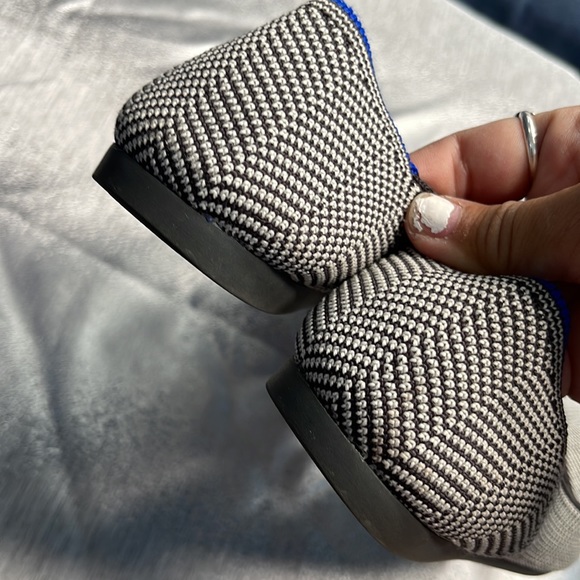 Rothy’s The Point in rare retired herringbone pattern size 6.5 - Picture 4 of 6